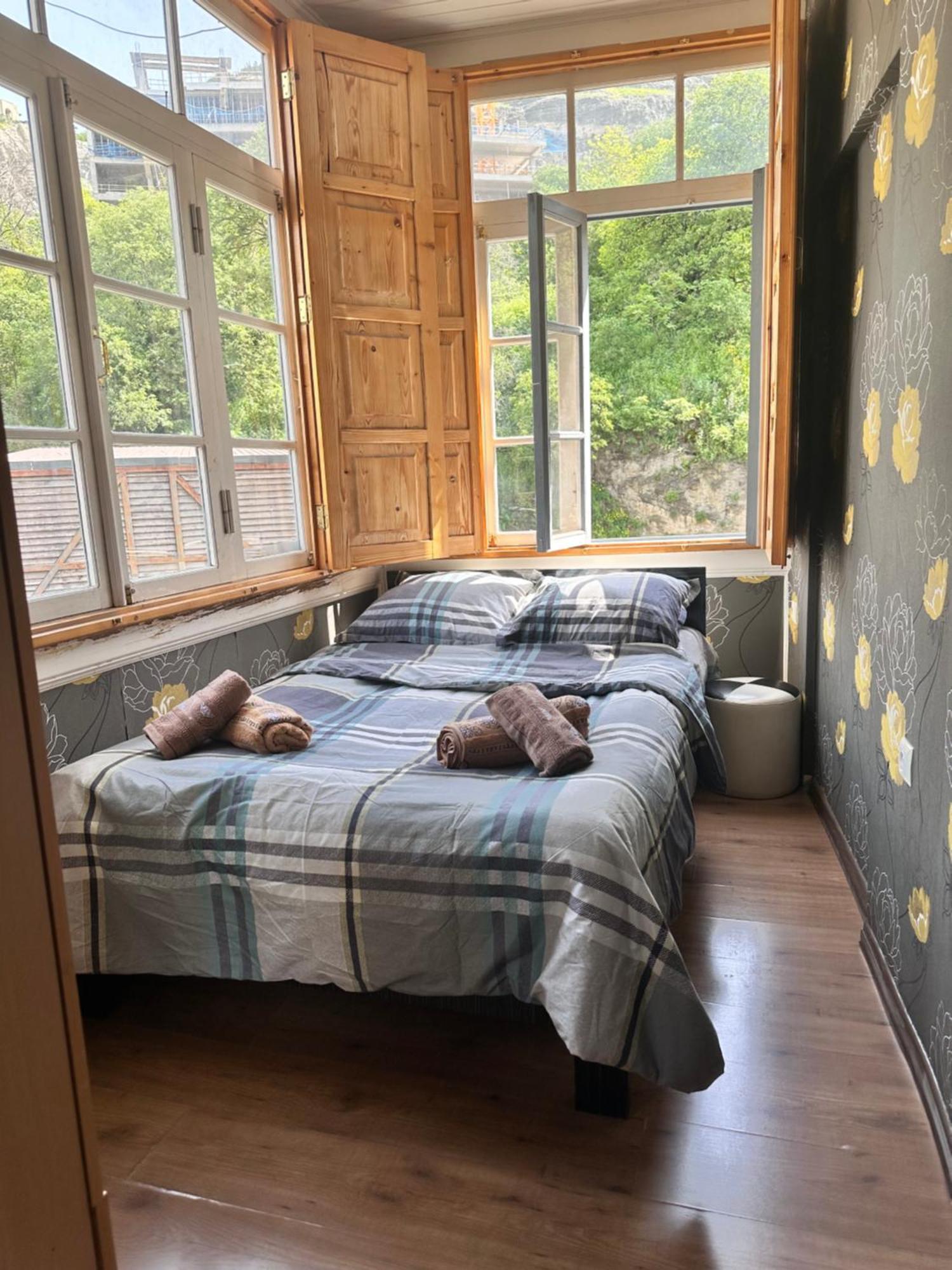 Nitas Apartment